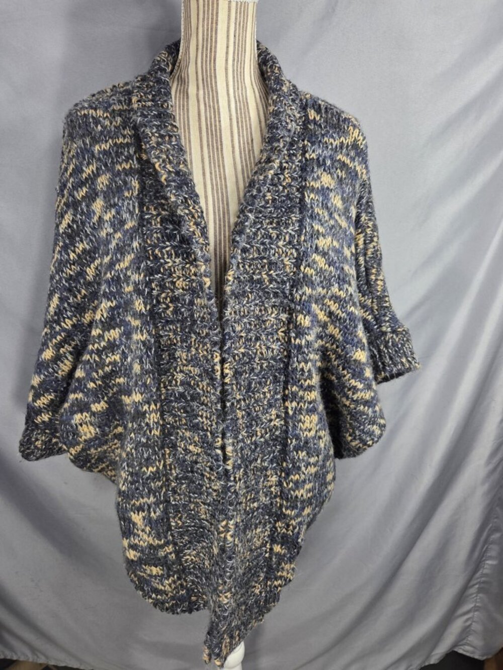 Universal Thread Grey & Multi Short Sleeve Open Front Cardigan Size OSFM